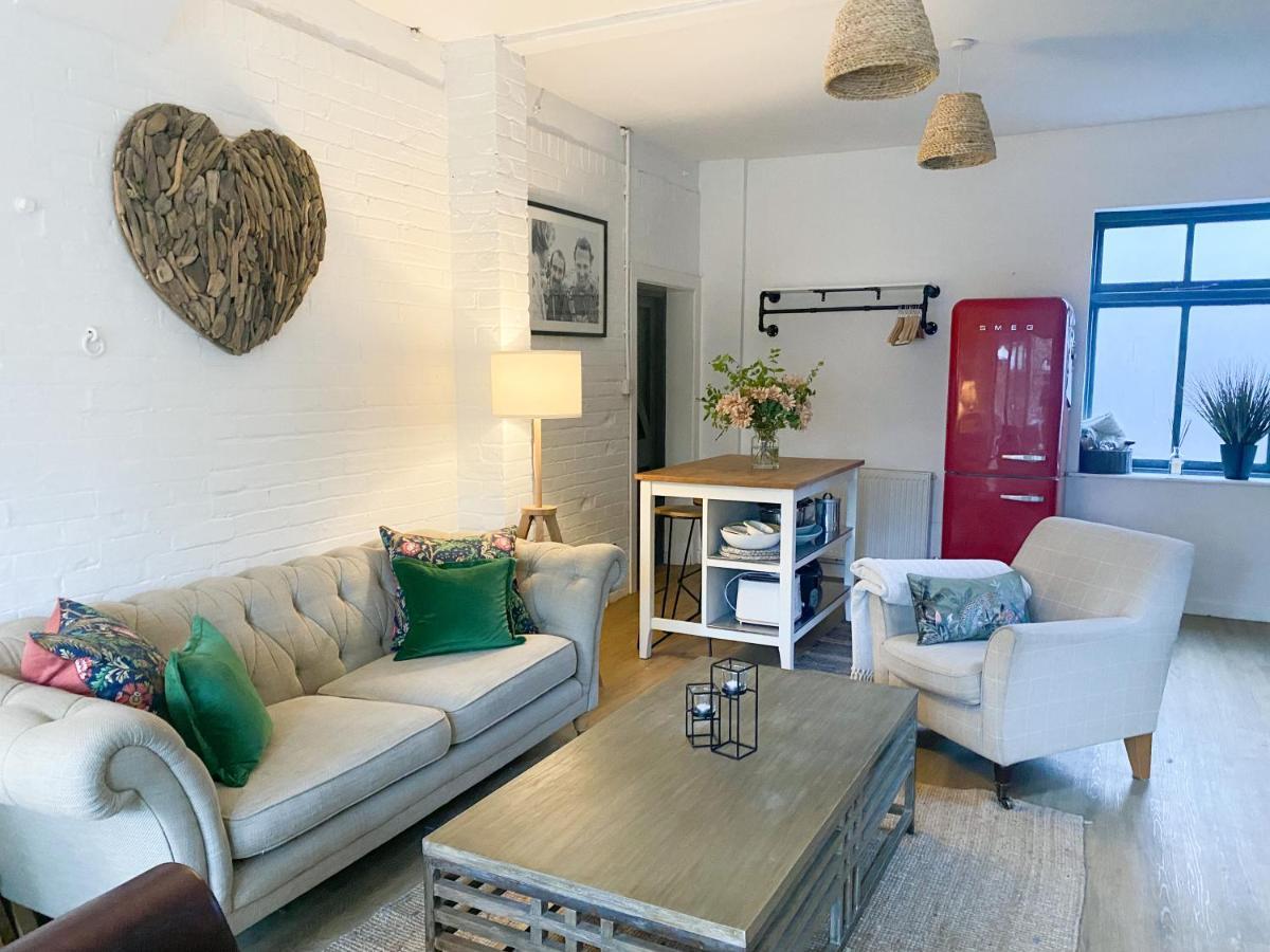 The Coach House - Bournemouth Villa Esterno foto