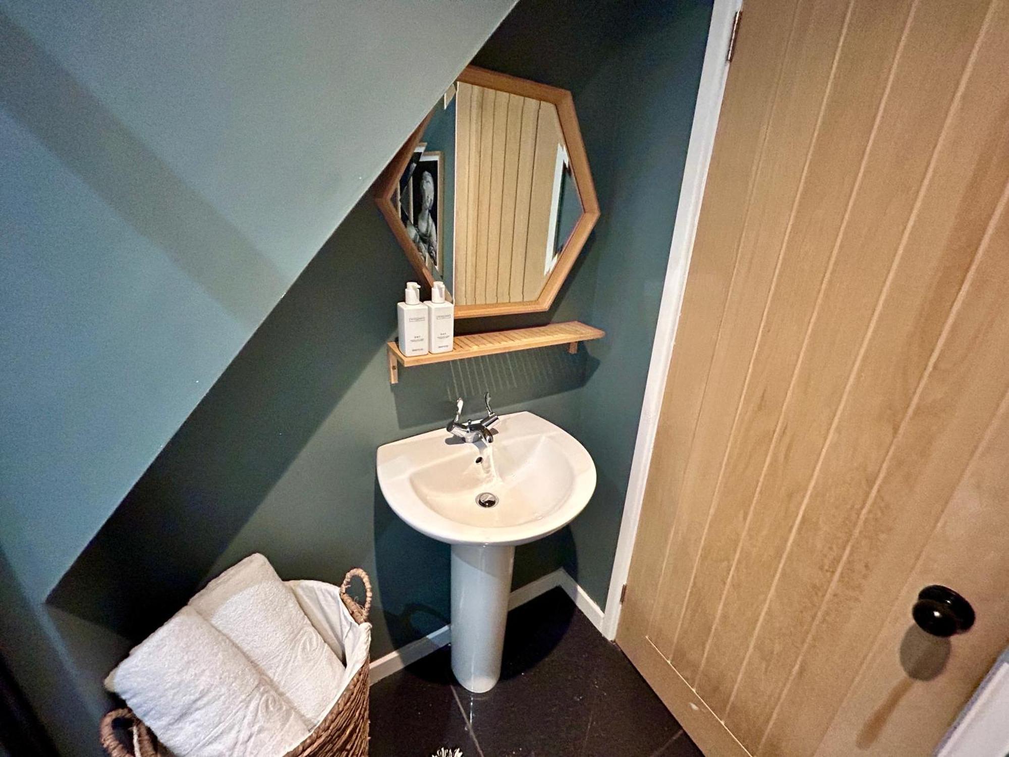 The Coach House - Bournemouth Villa Esterno foto